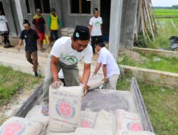 Peduli Perkembangan Ponpes, Santri Dukung Ganjar Beri Bantuan Material Pembangunan
