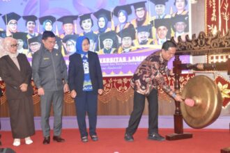 Yanuar Irawan Hadiri Gelar Wicara Guru Besar FKIP Unila