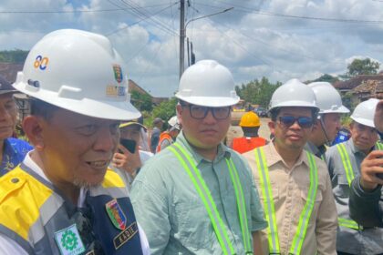 Ketua DPRD Lampung Warning Kontraktor: Proyek Jalan Jangan Asal Jadi
