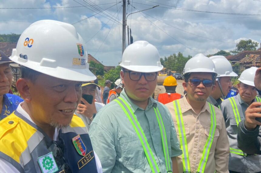 Ketua DPRD Lampung Warning Kontraktor: Proyek Jalan Jangan Asal Jadi