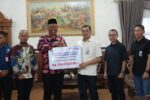 Bank Lampung Hadirkan CSR, 4 Kontainer Sampah Disalurkan ke Lamteng