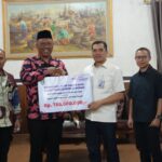Bank Lampung Hadirkan CSR, 4 Kontainer Sampah Disalurkan ke Lamteng