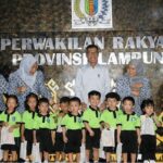 Ismet Roni Sambut Kunjungan Anak-anak TK Lazuardi Haura ke DPRD Lampung