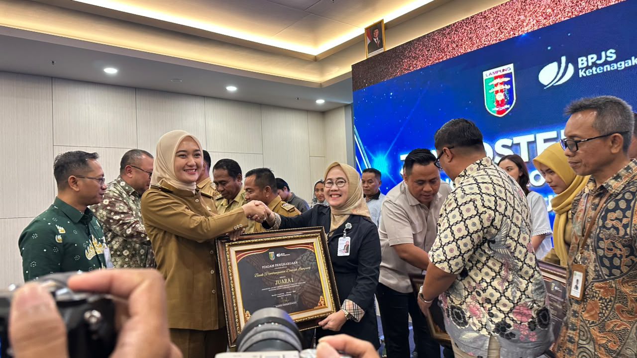 Bank Lampung Raih Juara I Kategori Badan Usaha di Jamsostek Award